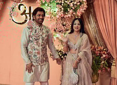 ஆனந்த் அம்பானி  - ராதிகா மெர்ச்சண்ட் சங்கீத நிகழ்வில் பிரபலங்கள் - புகைப்படங்கள்